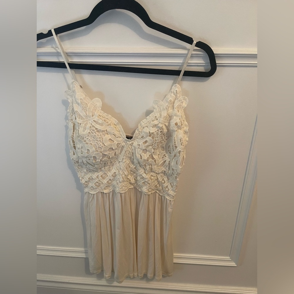 Women’s Flowy Tank